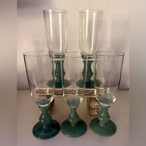5 Villeroy and Boch champagne flutes with Jade green stems.